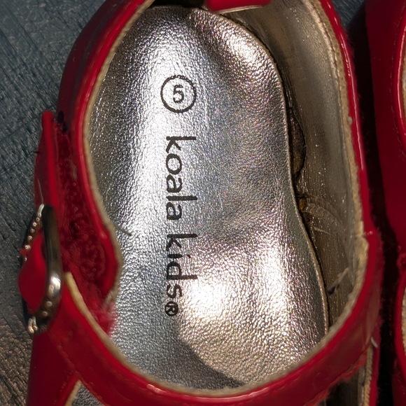 Sz 5 Toddler Red Kids Mary Jane Shoes - Picture 3 of 6